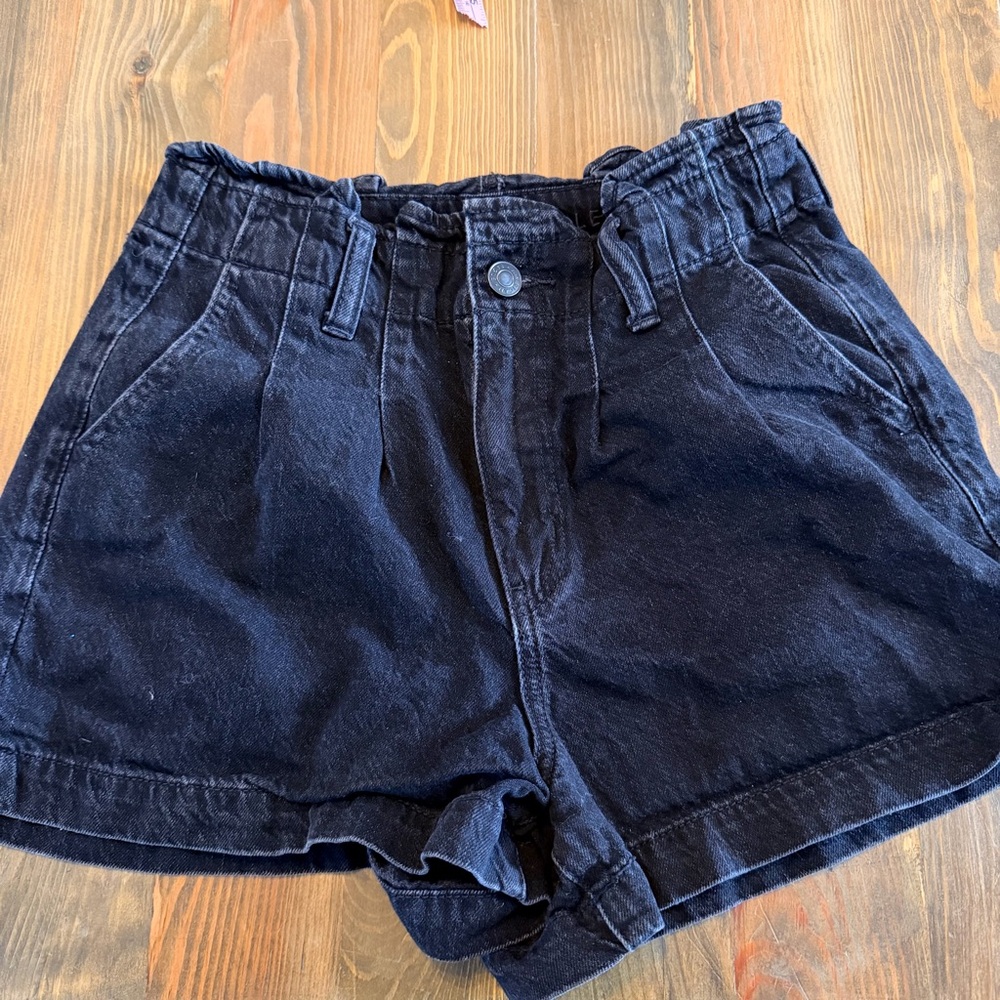 American Eagle Outfitters Black High-Waist Paperbag Shorts